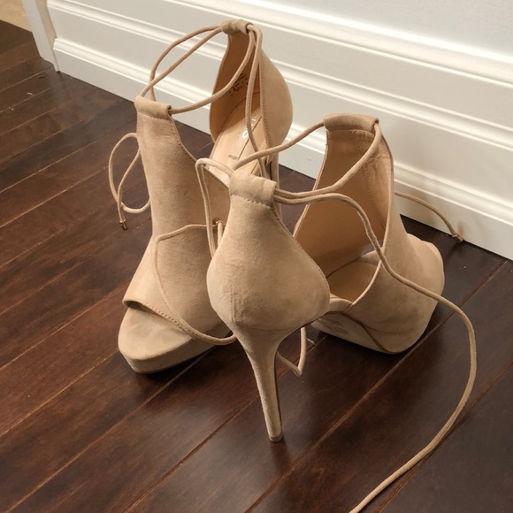 Aldo Open Toe Lace Up Heels - Picture 3 of 6